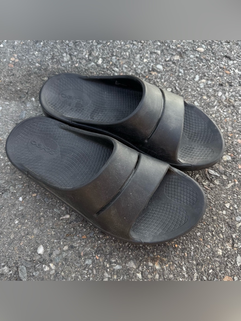 OOFOS OOahh Slide Sandals WomenSize 8 Black Slip On Recovery Casual Comfortable